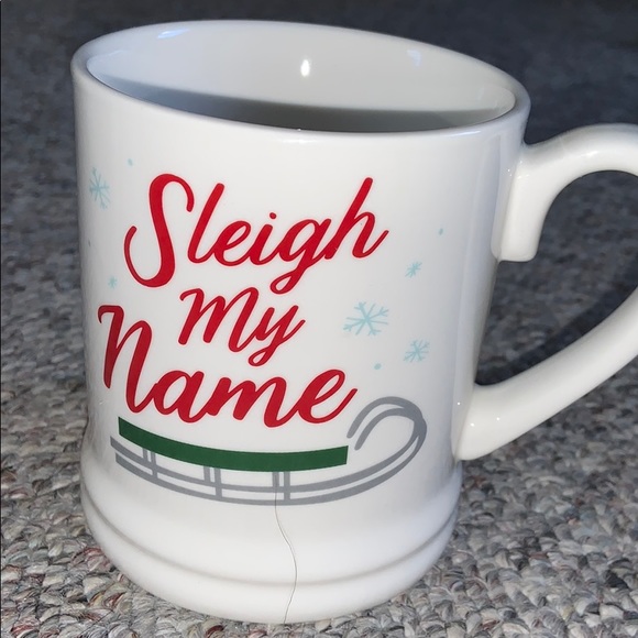 Christmas Mugs - Picture 6 of 8